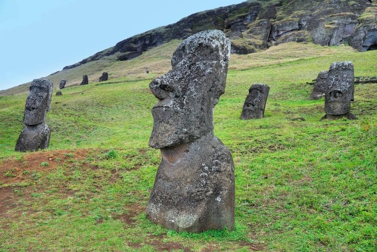 rapa nui moai