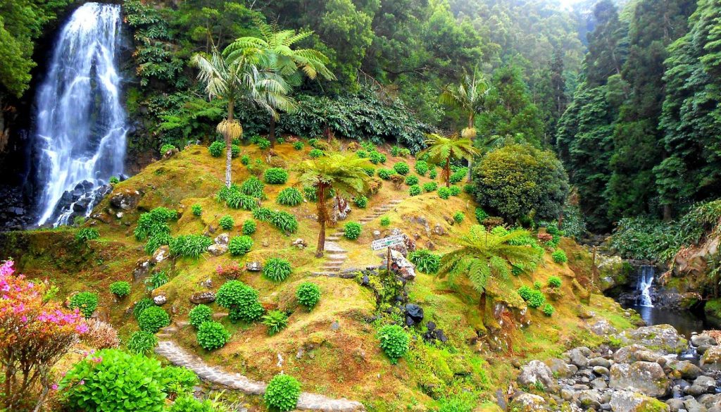 vista del parque de la Ribeira dos Caldeirões